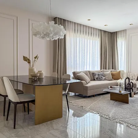 Qoople Legend 2-bedroom Premium * אלאניה