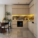 Qoople Legend 2-bedroom Premium *