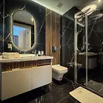 Qoople Legend 2-bedroom Premium