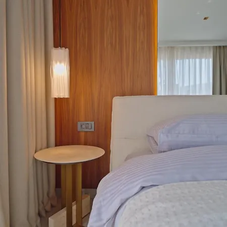 Apartamento Qoople Legend 37-a40 Prime Sea Location *