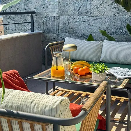 Qoople Legend 2-bedroom Premium *