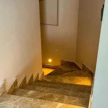 Qoople Legend 2-bedroom Premium * אלאניה