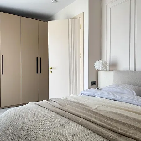 דירה Qoople Legend 2-bedroom Premium