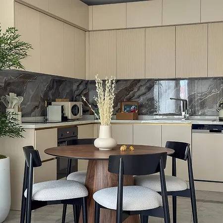 Qoople Legend 2-bedroom Premium דירה *
