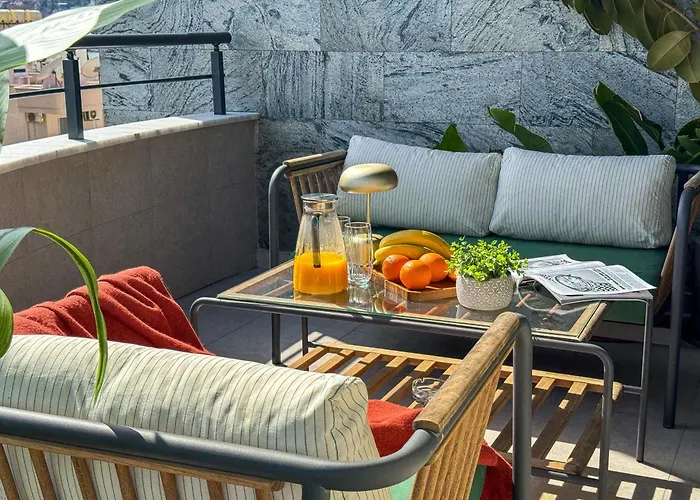 Qoople Legend 2-bedroom Premium *