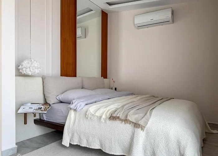 Qoople Legend 2-bedroom Premium